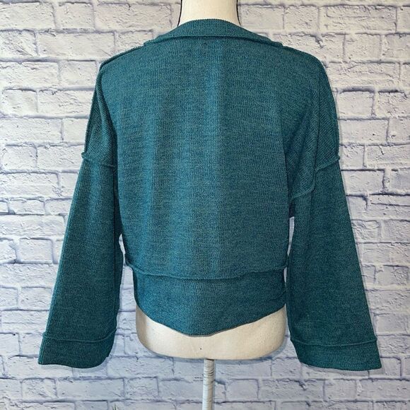 BDG Oversized Inside Out Seam Cropped Sweater - Picture 3 of 13